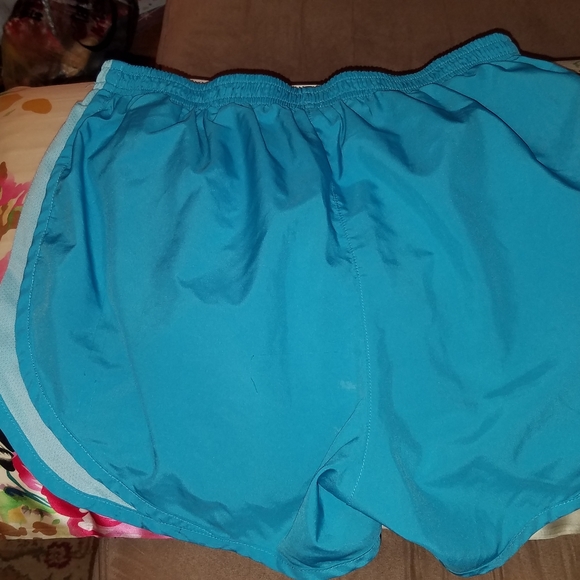 Blue Nike Shorts 💙size medium - Picture 3 of 5